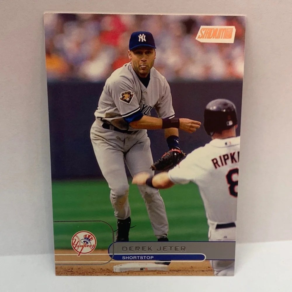 2001 Stadium Club Derek Jeter Yankees #2 (016)